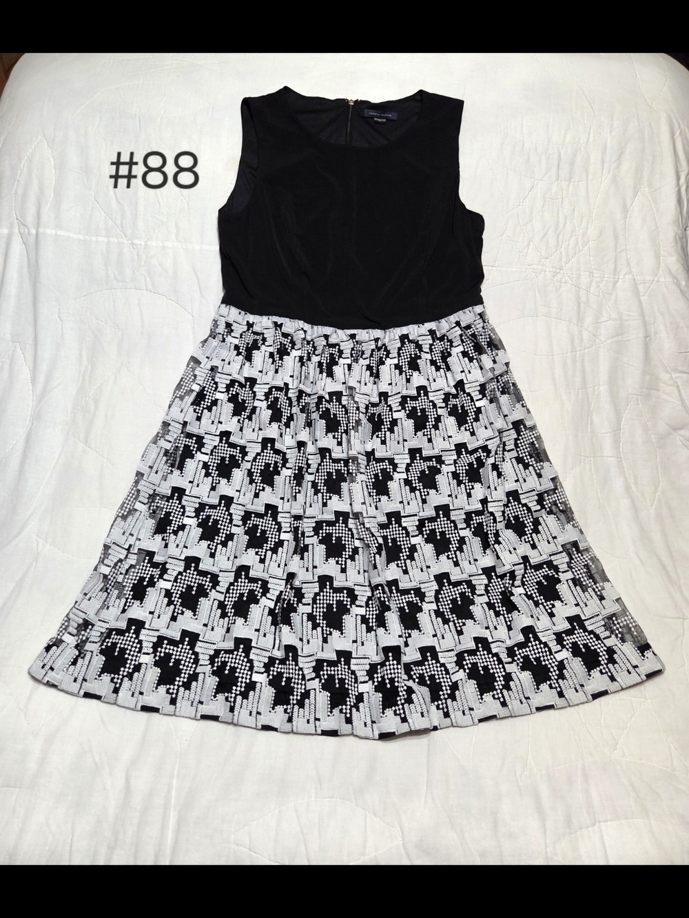 Tommy Hilfiger Sleeveless Fit and Flare Skirt Mixed Media Dress Sz 8